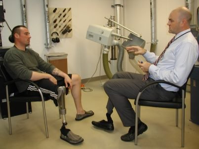 veteran with prostetics